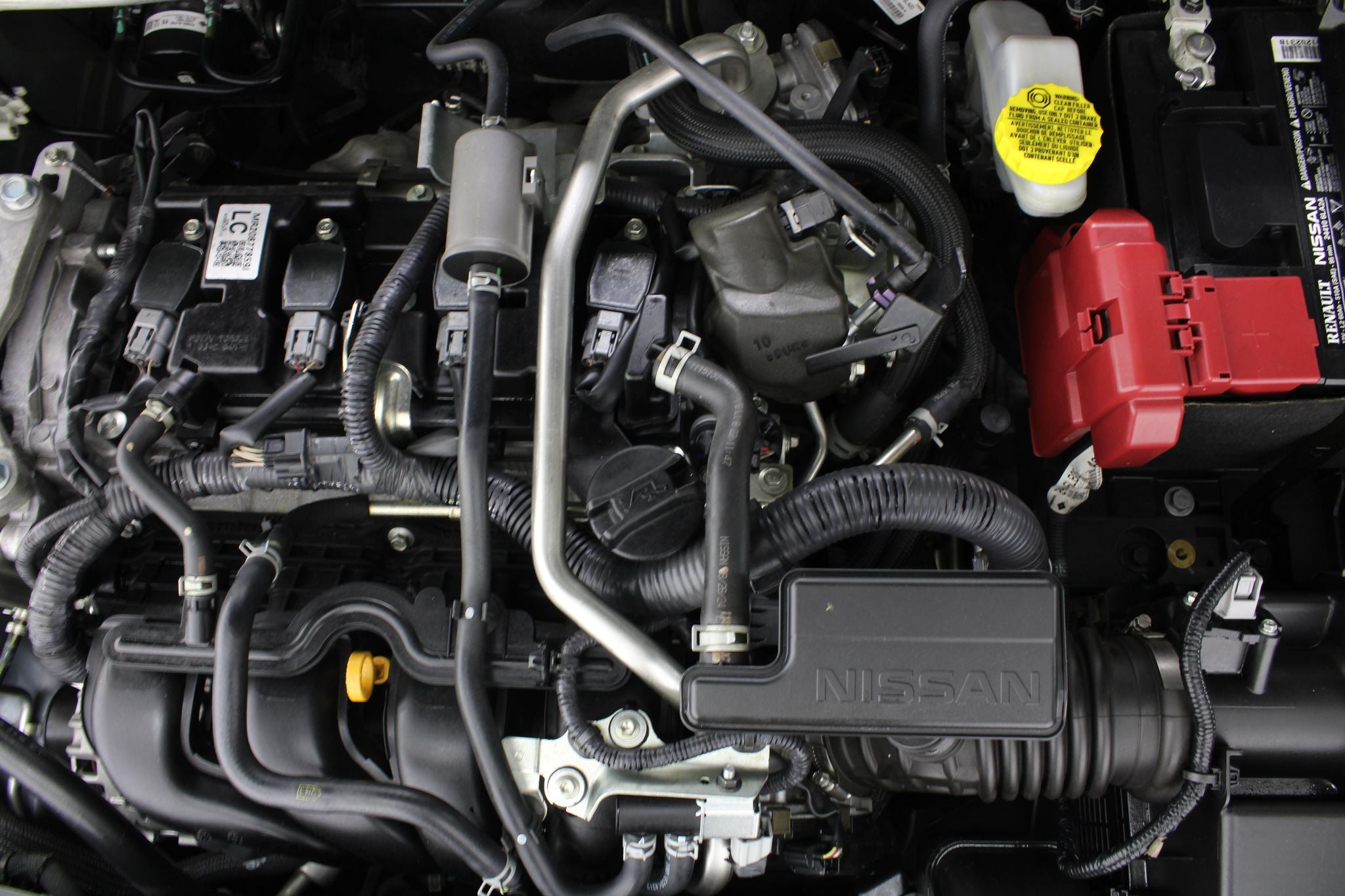 2024 Nissan Sentra 2.0 SR Bi-Tono At