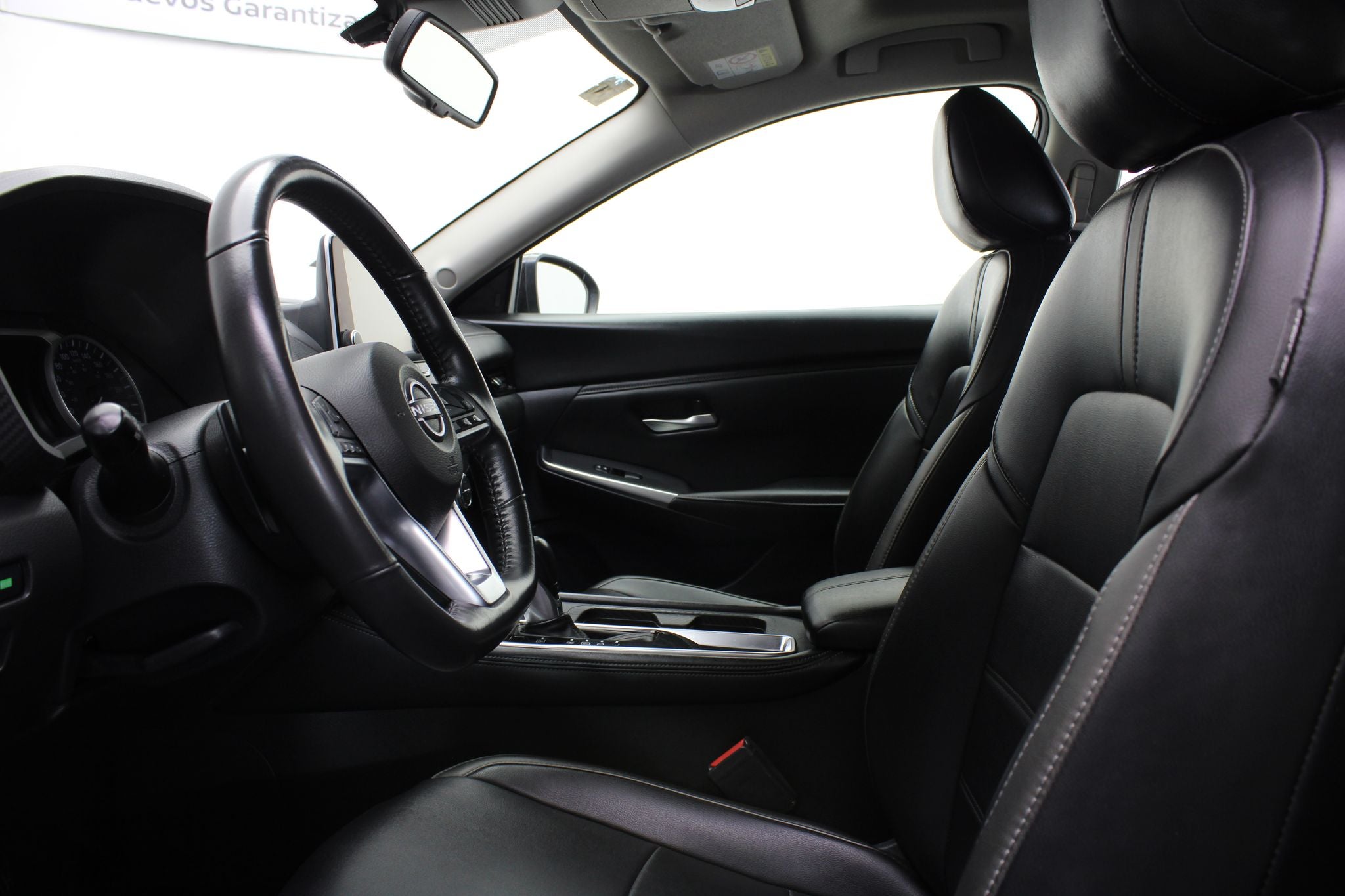 2024 Nissan Sentra 2.0 SR Bi-Tono At