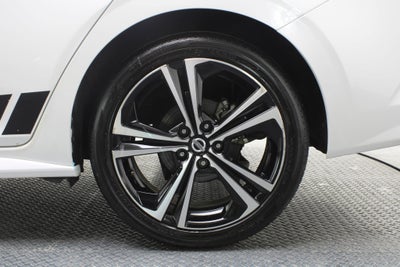 2020 Nissan Sentra 2.0 SR Bi-Tono At