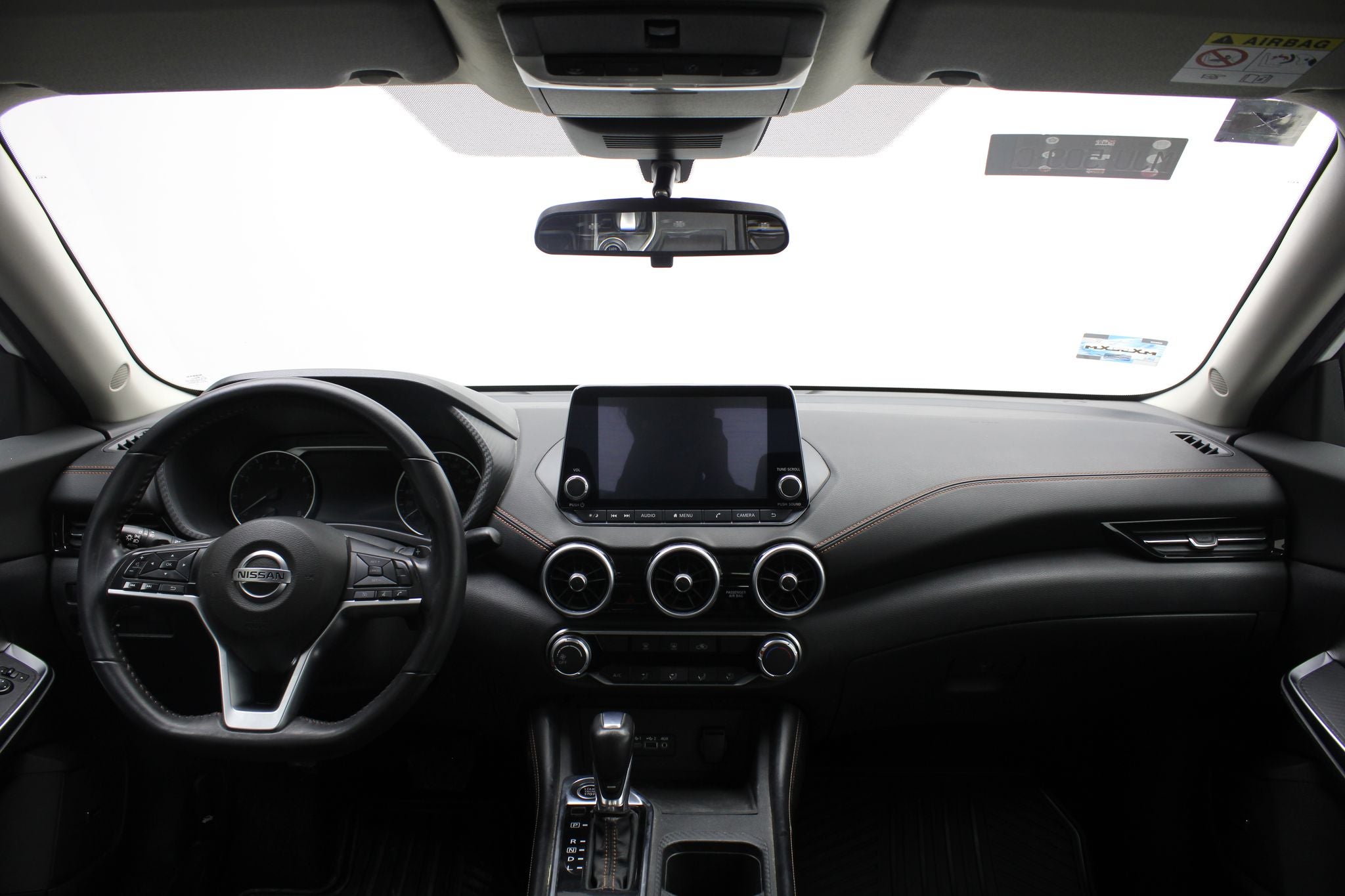 2020 Nissan Sentra 2.0 SR Bi-Tono At