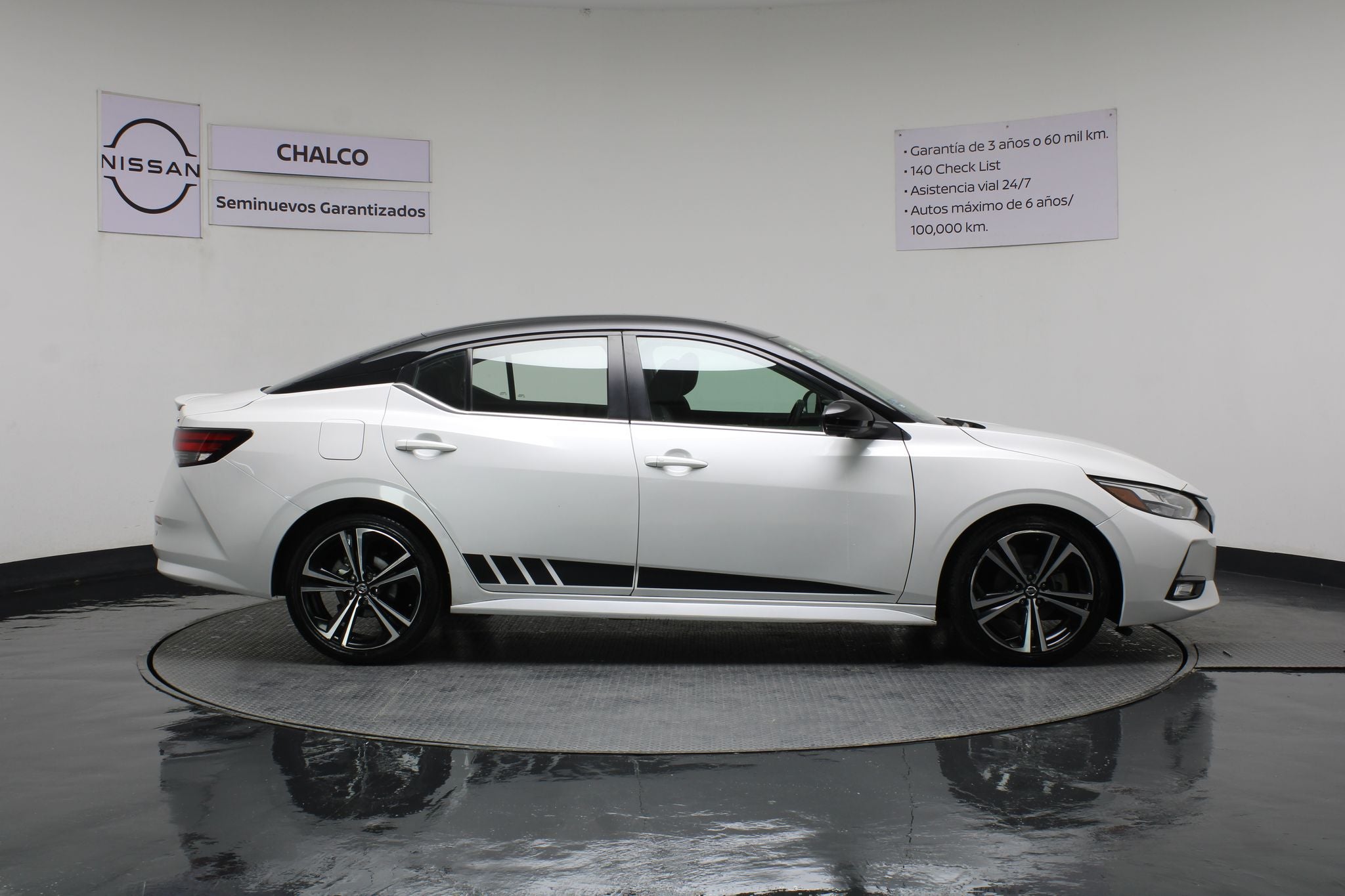 2020 Nissan Sentra 2.0 SR Bi-Tono At