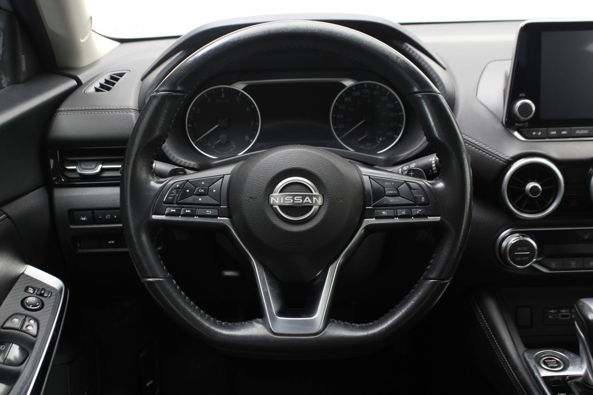2024 Nissan Sentra 2.0 SR Platinum At
