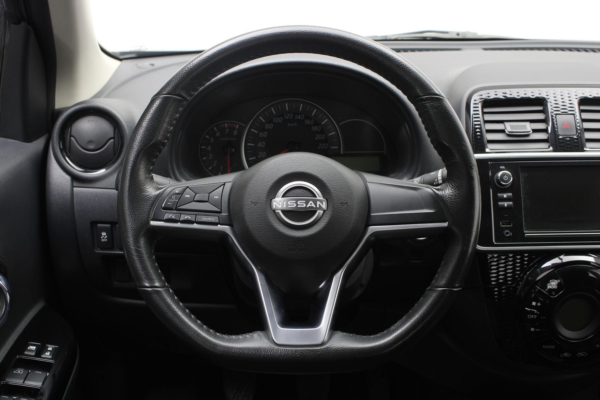 2024 Nissan March 1.6 Exclusive Mt