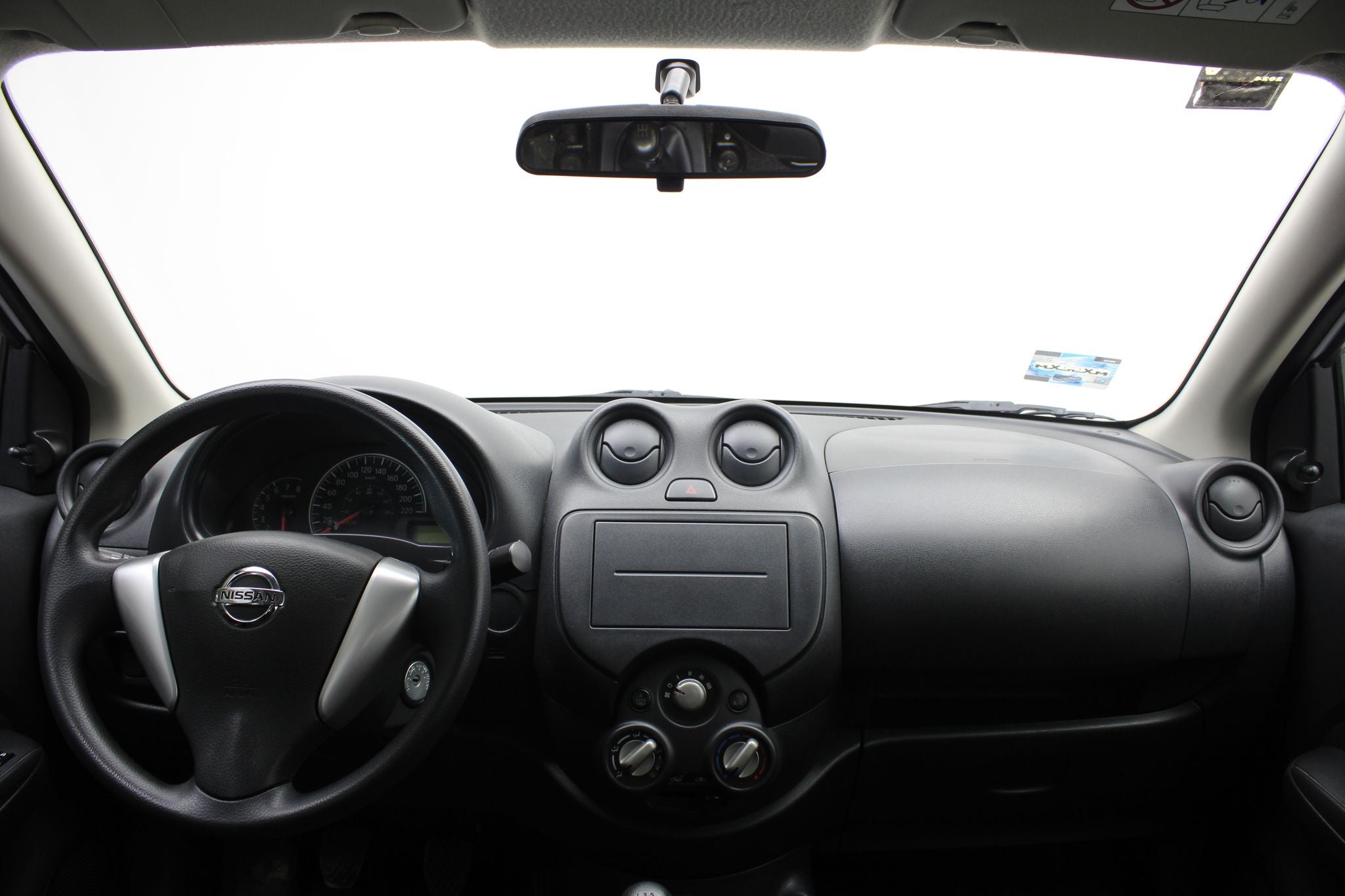2022 Nissan V-Drive 1.6 A/C Mt