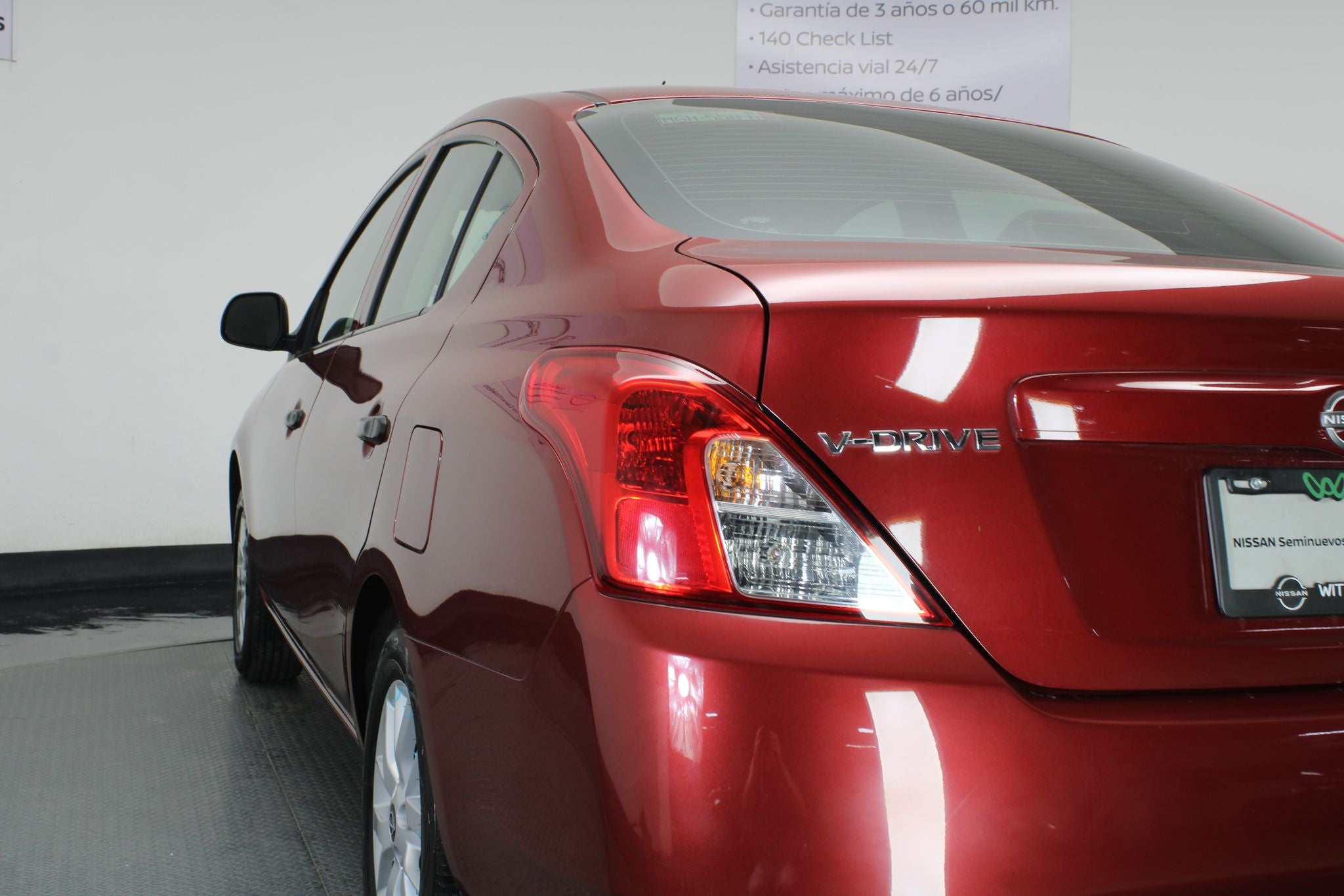2024 Nissan V-Drive 1.6 A/C Mt
