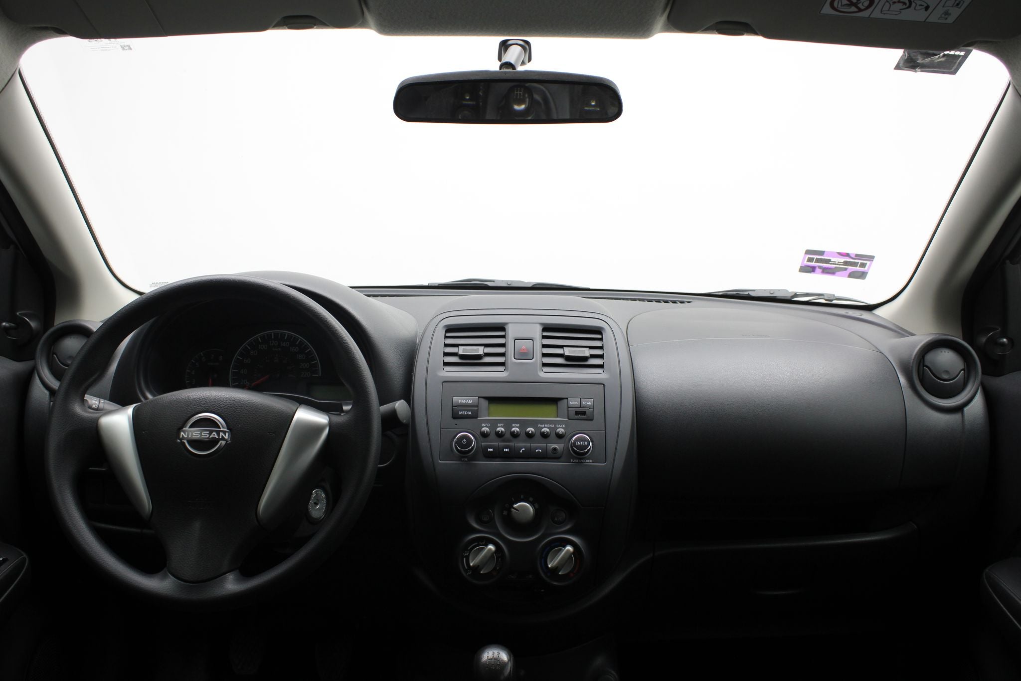 2024 Nissan V-Drive 1.6 A/C Mt