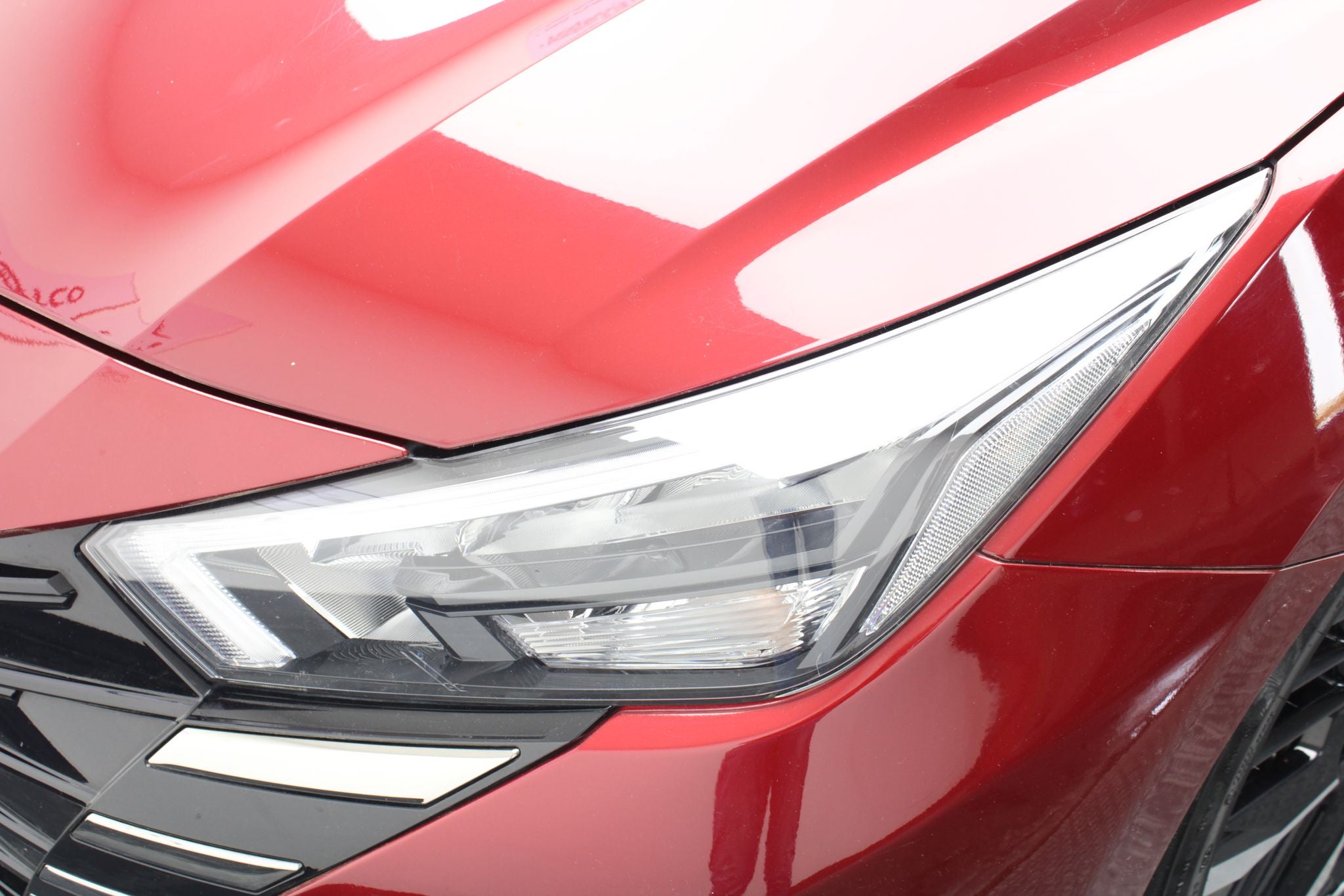 2023 Nissan Versa 1.6 Sr At