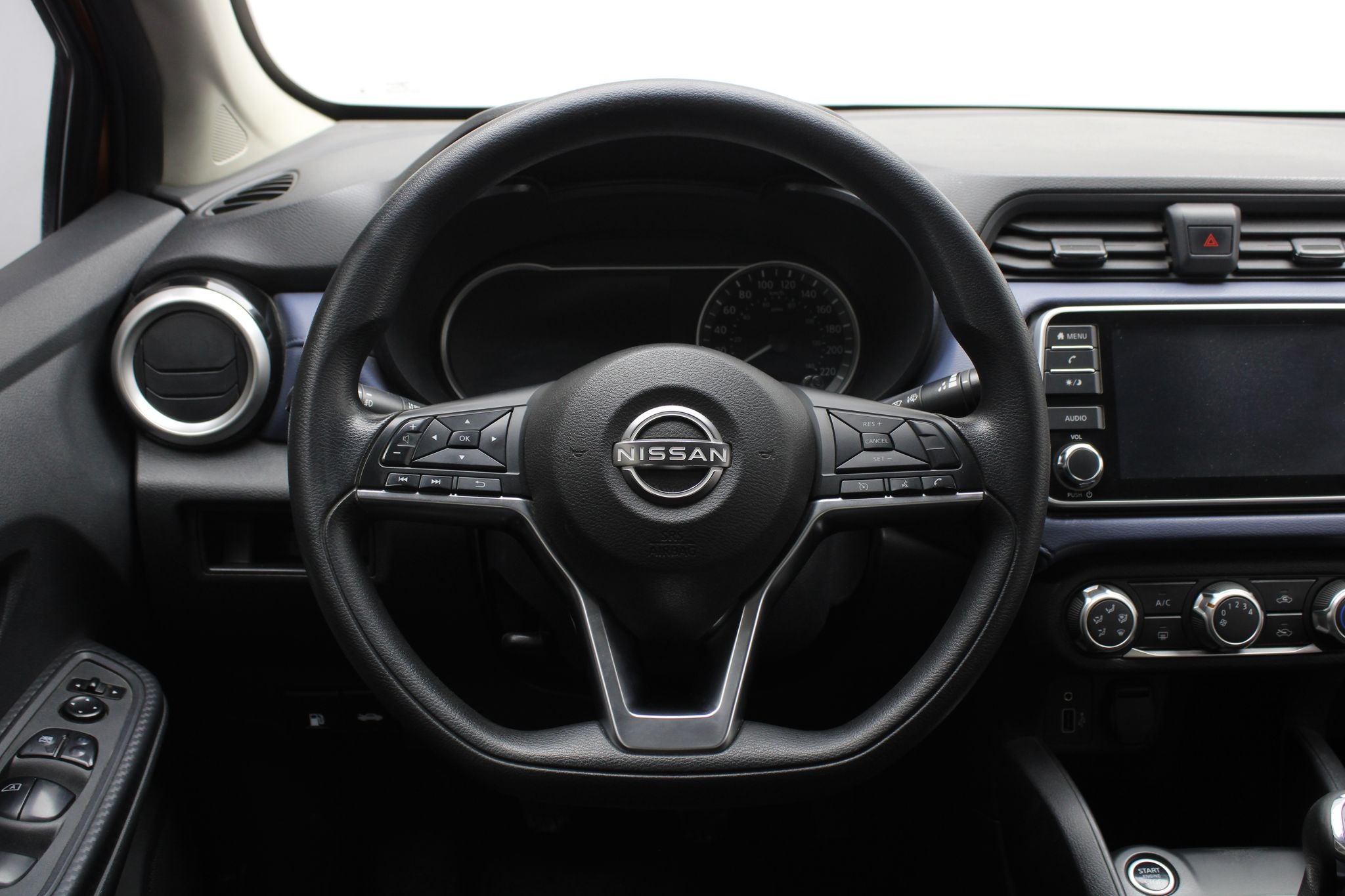 2023 Nissan Versa 1.6 Advance Mt