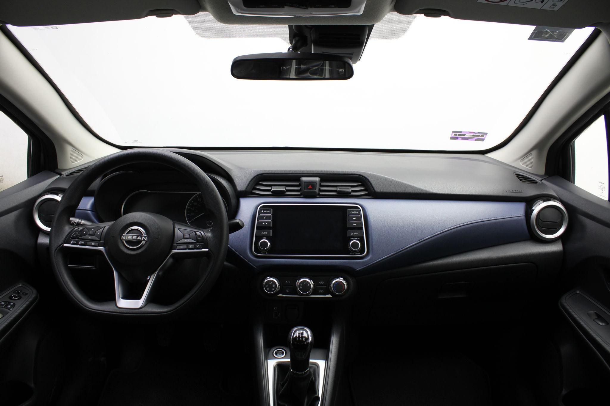 2024 Nissan Versa 1.6 Advance Mt