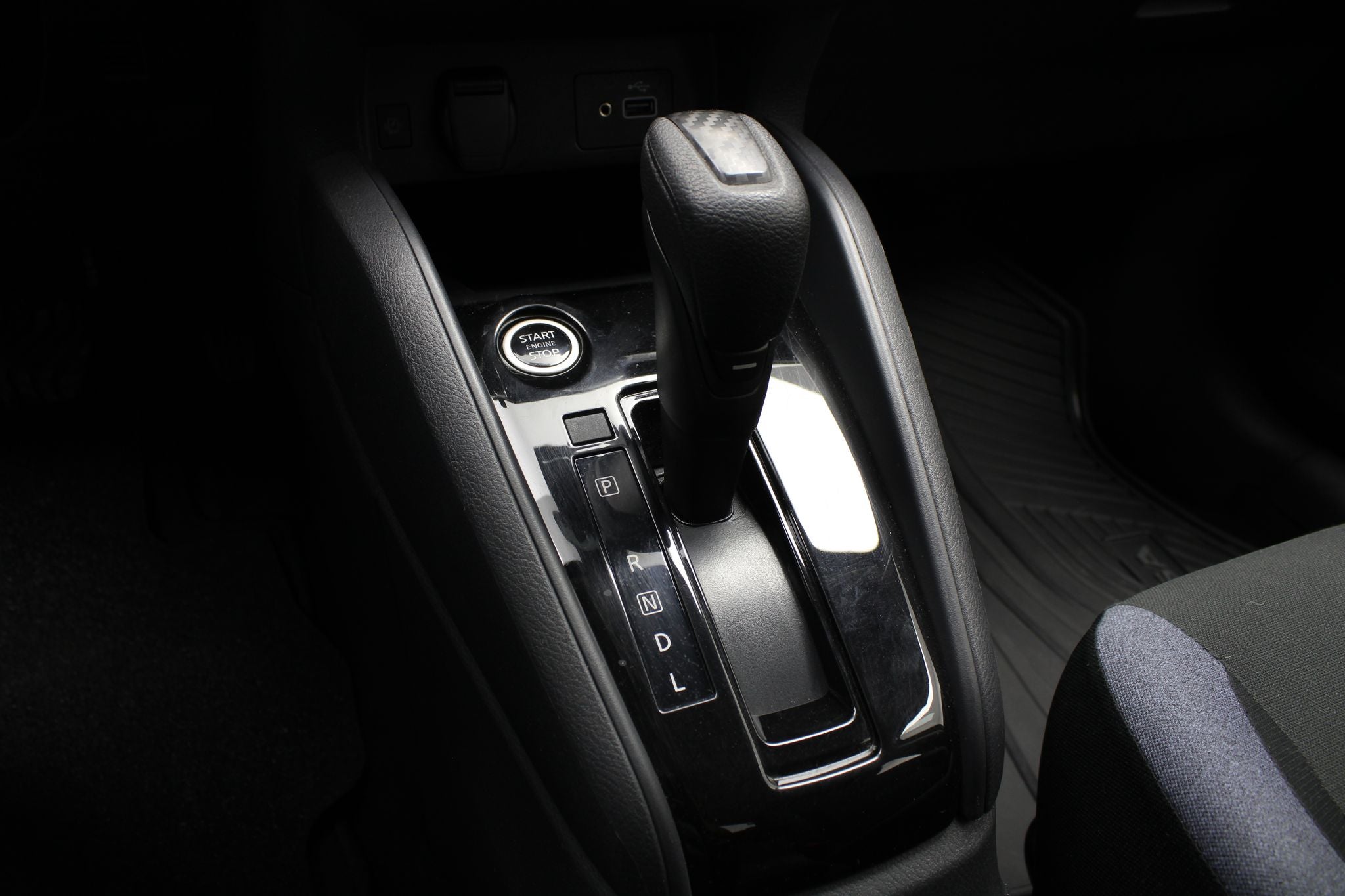 2024 Nissan Versa 1.6 Advance At