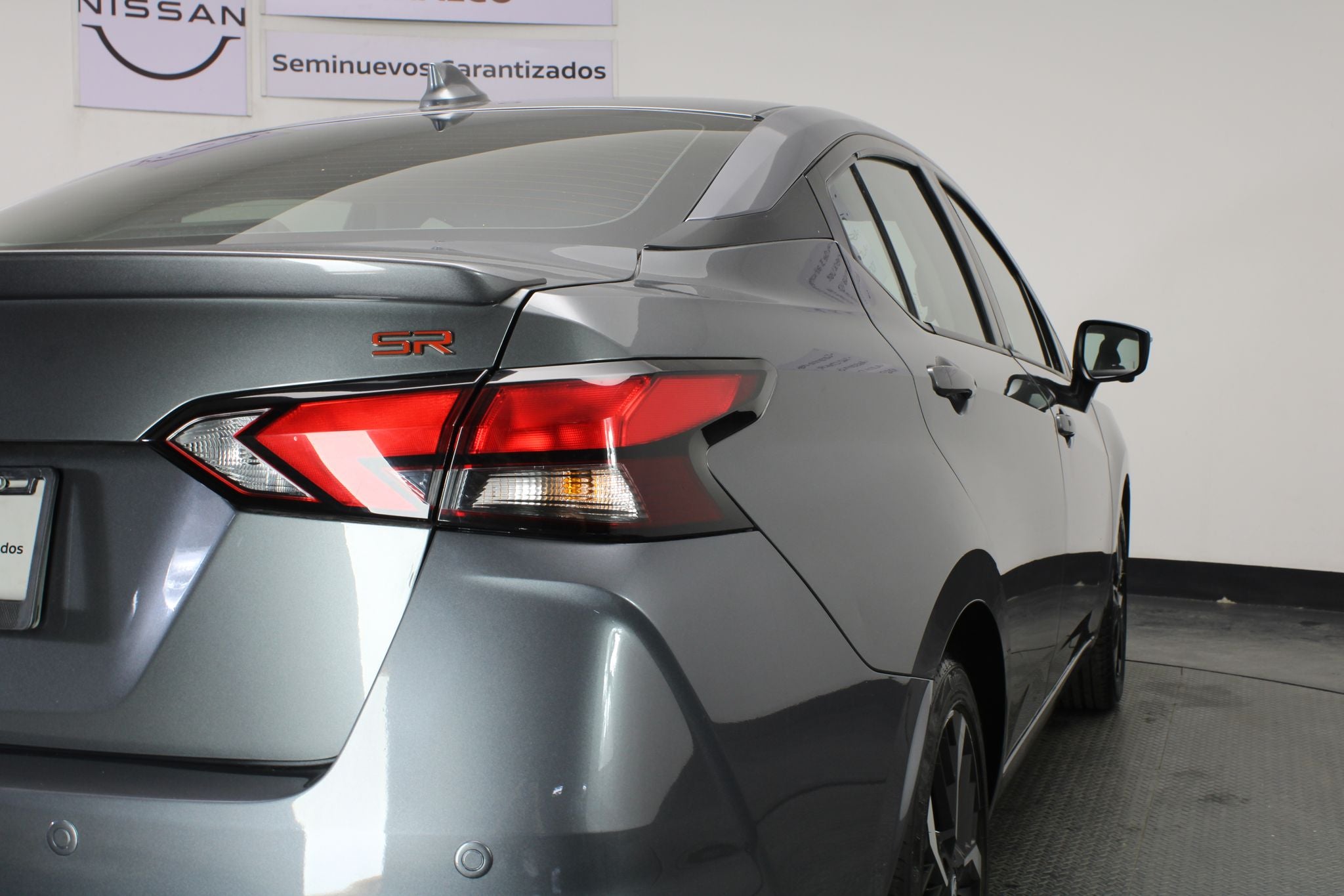 2024 Nissan Versa 1.6 SR At