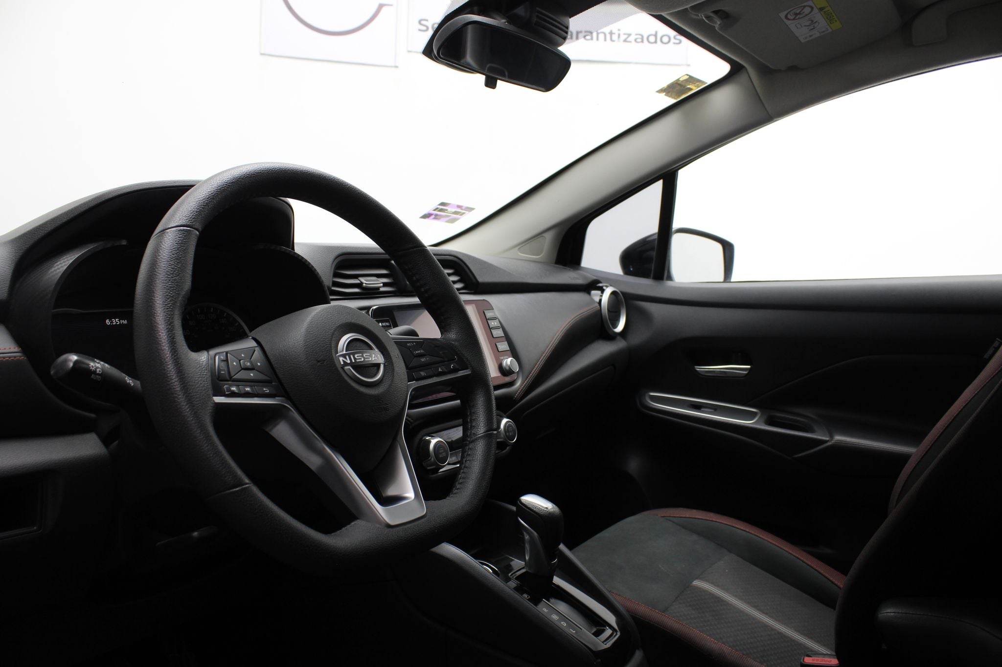 2024 Nissan Versa 1.6 SR At