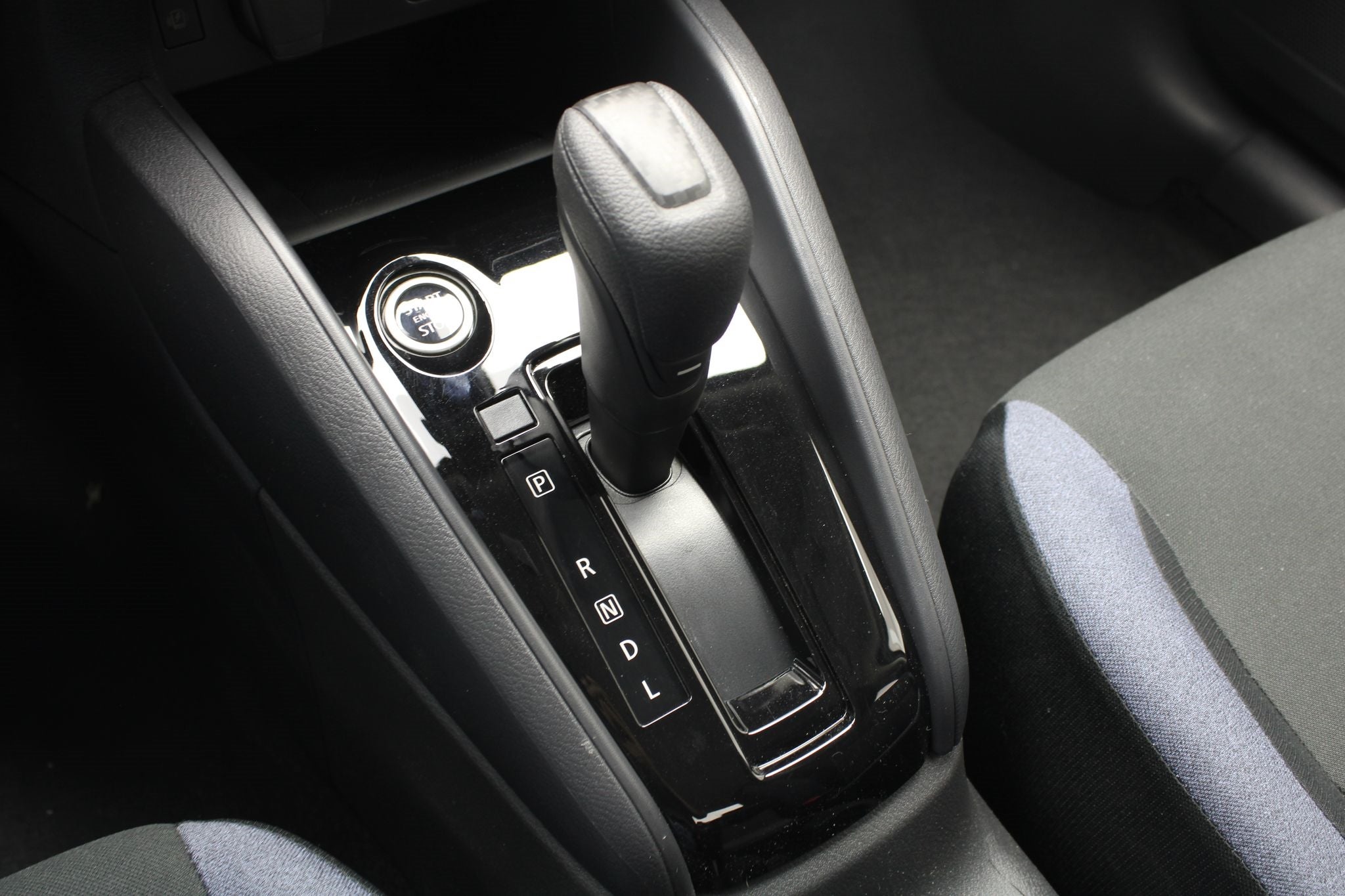 2024 Nissan Versa 1.6 Advance At