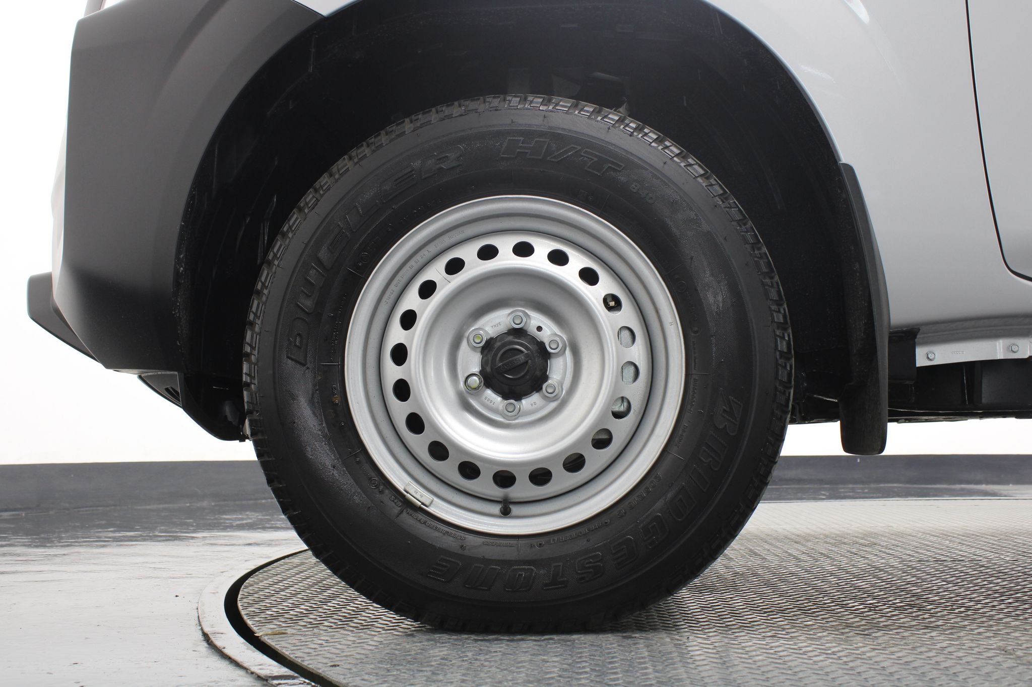2024 Nissan NP300 2.5 Pick Up AC Mt