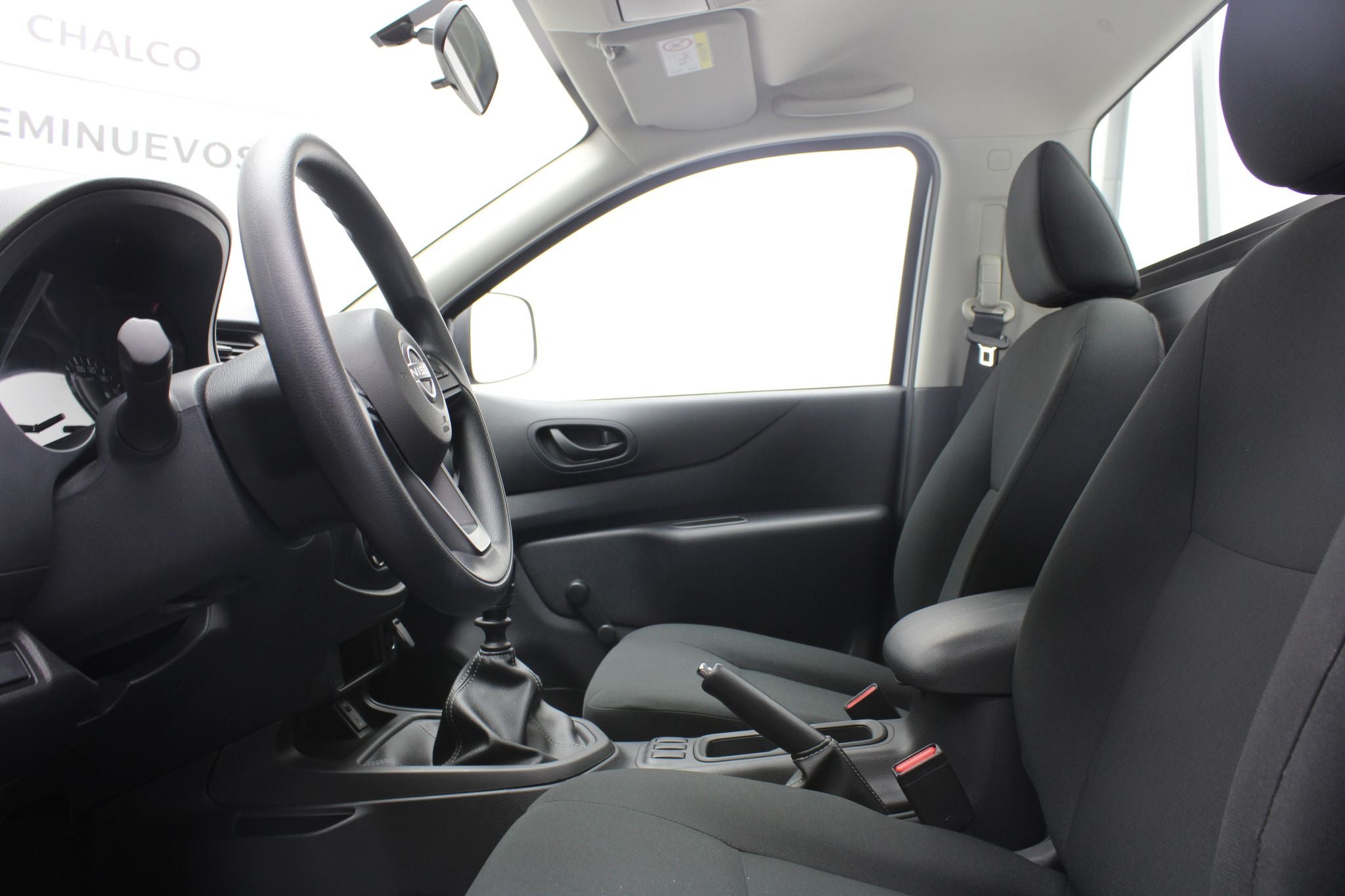 2024 Nissan NP300 2.5 Pick Up AC Mt