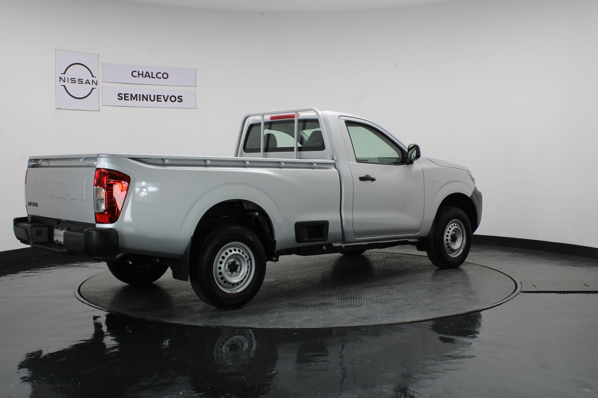 2024 Nissan NP300 2.5 Pick Up AC Mt