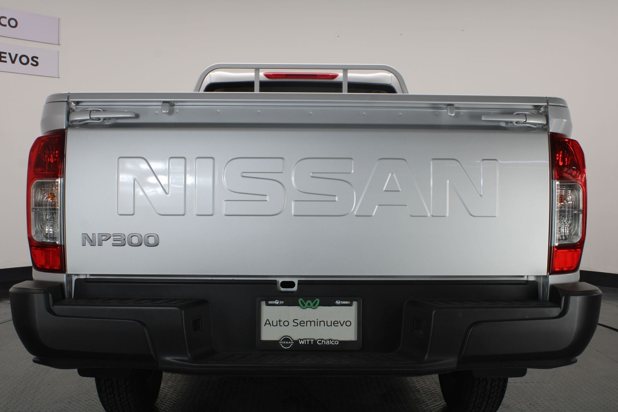2024 Nissan NP300 2.5 Pick Up AC Mt