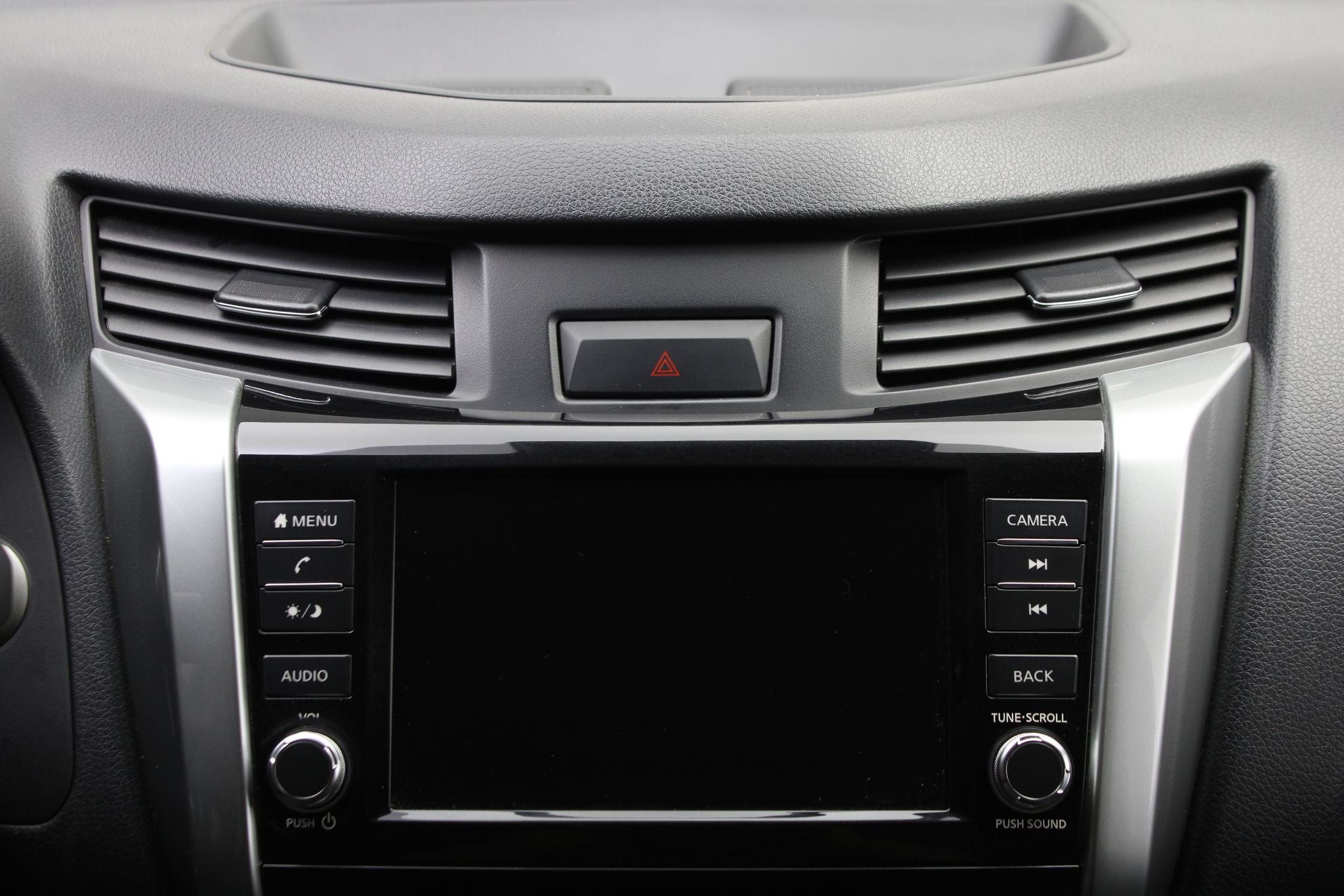 2024 Nissan Frontier 2.5 Le Platinum At