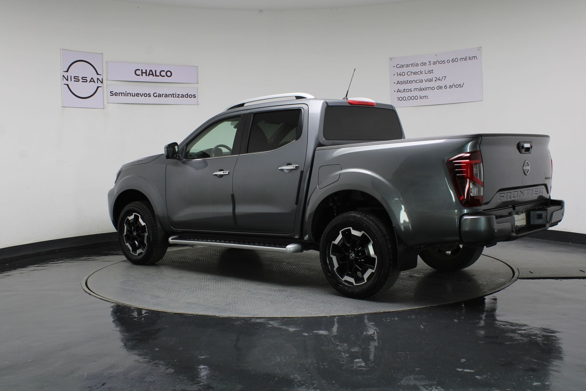 2024 Nissan Frontier 2.5 Le Platinum At