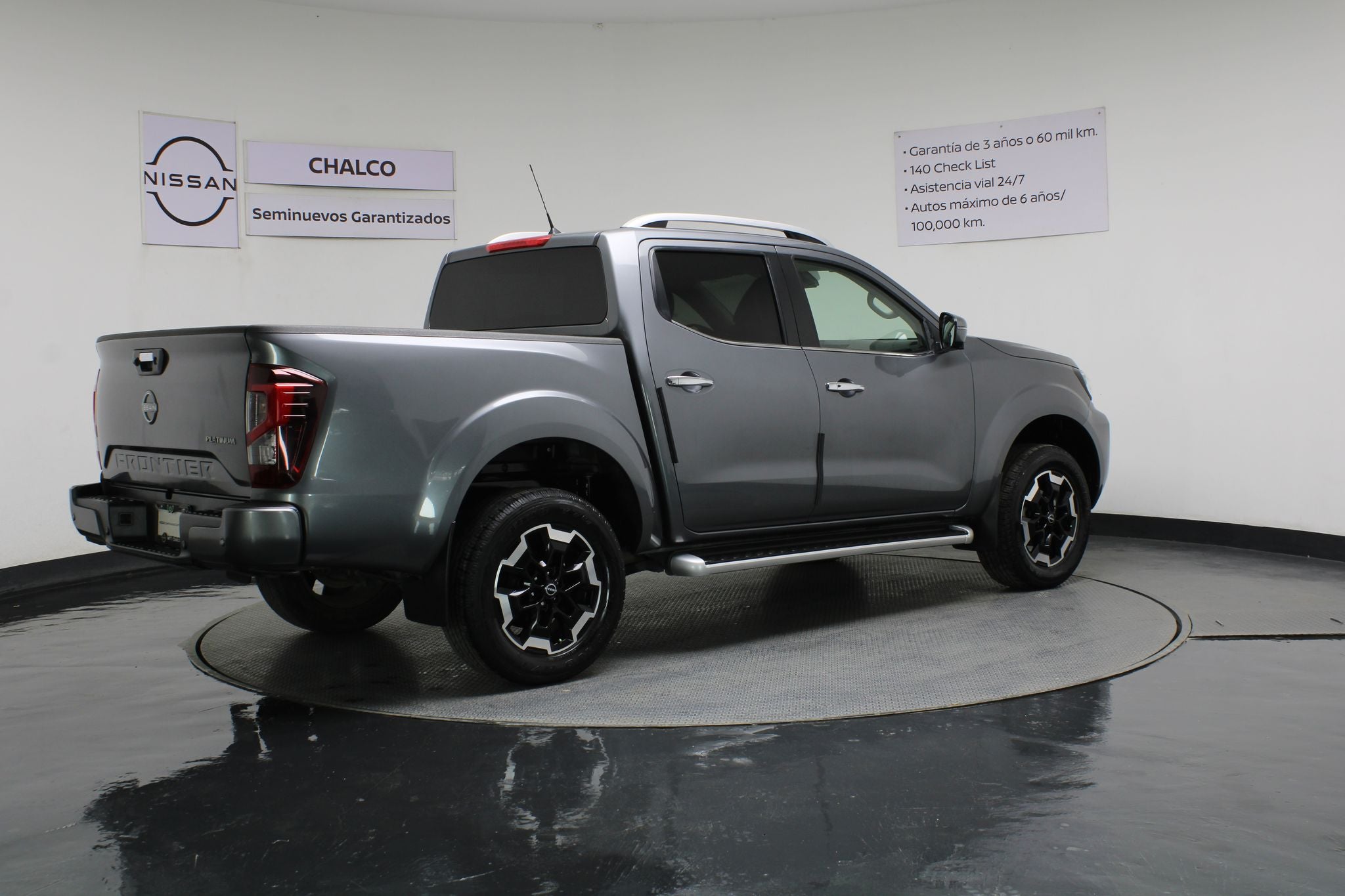 2024 Nissan Frontier 2.5 Le Platinum At