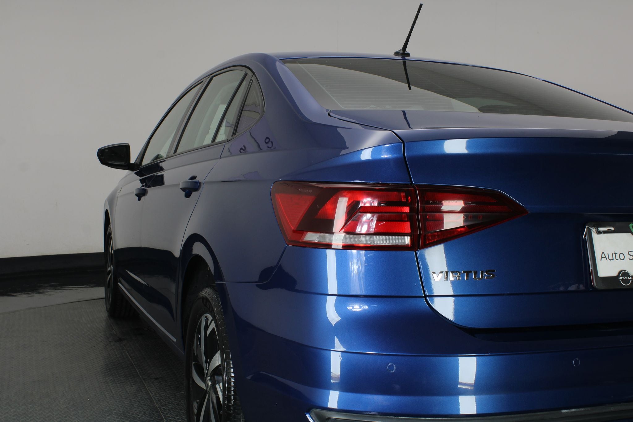 2021 Volkswagen Virtus 1.6 L4 At