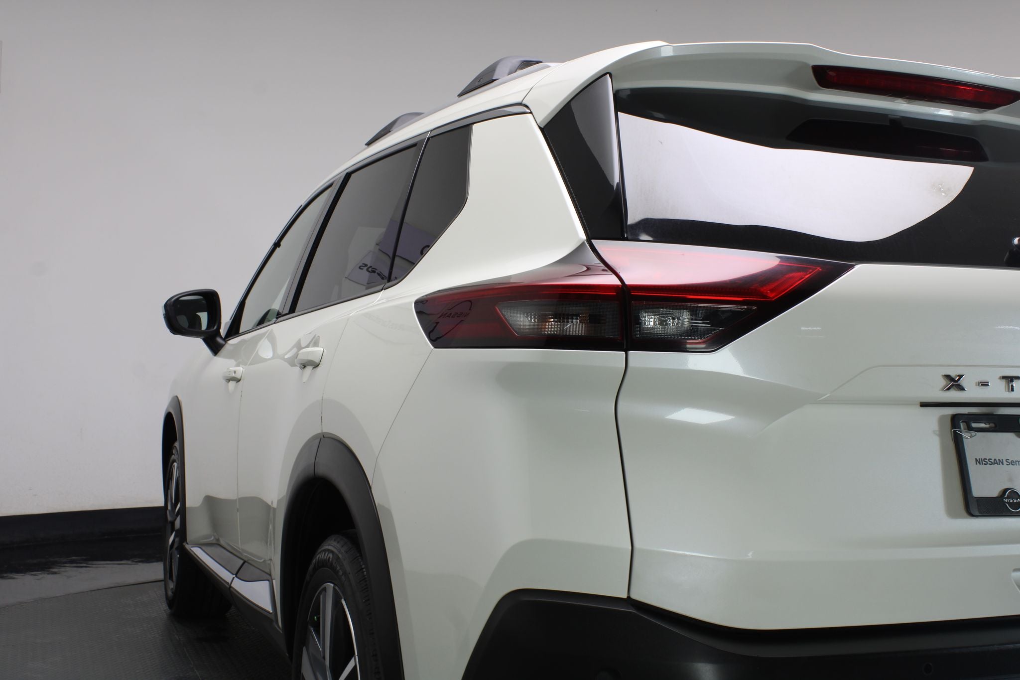 2023 Nissan X-Trail 2.5 Platinum 2 Filas At