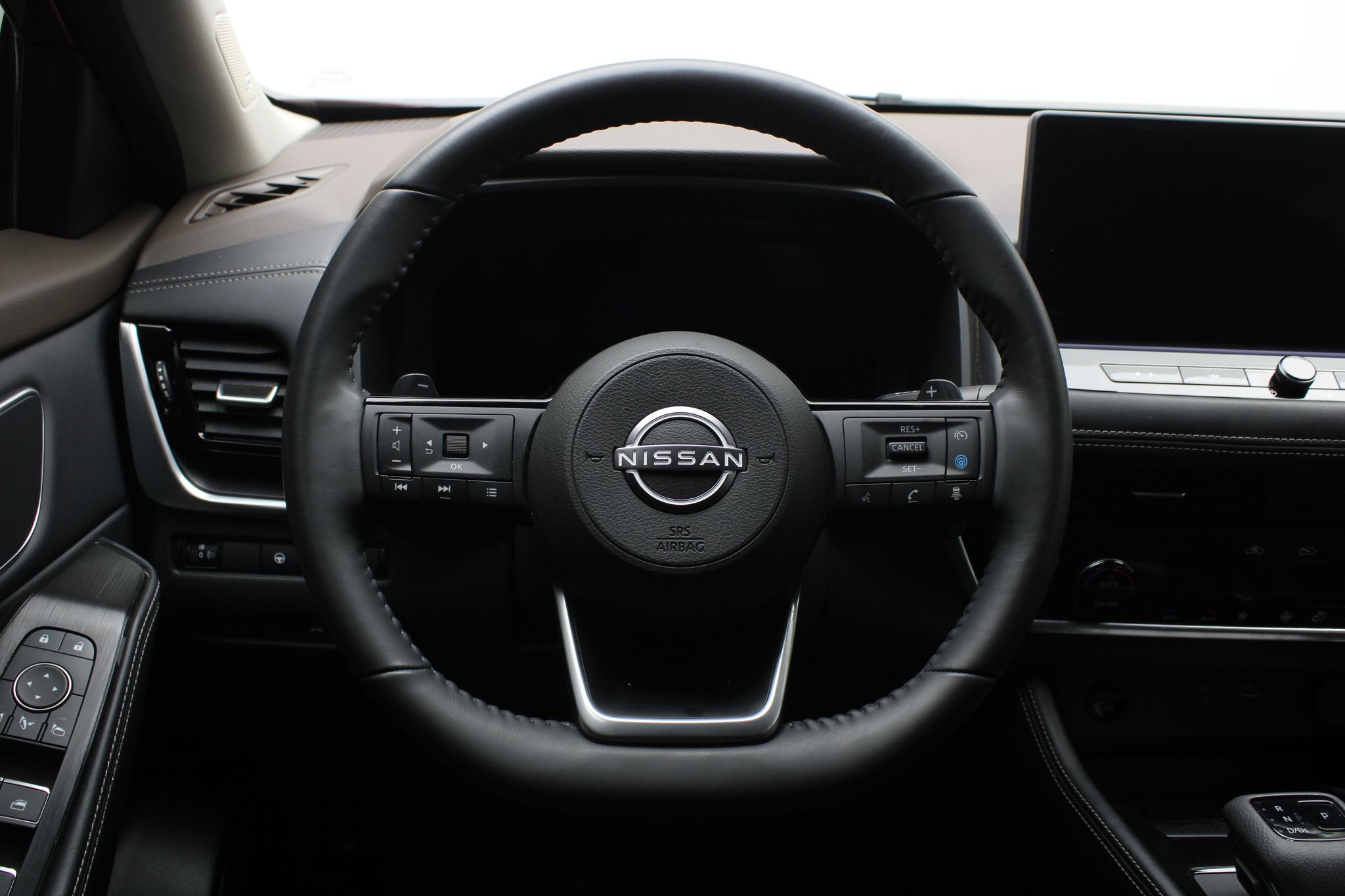 2025 Nissan X-Trail 2.5 Platinum Plus 2F At