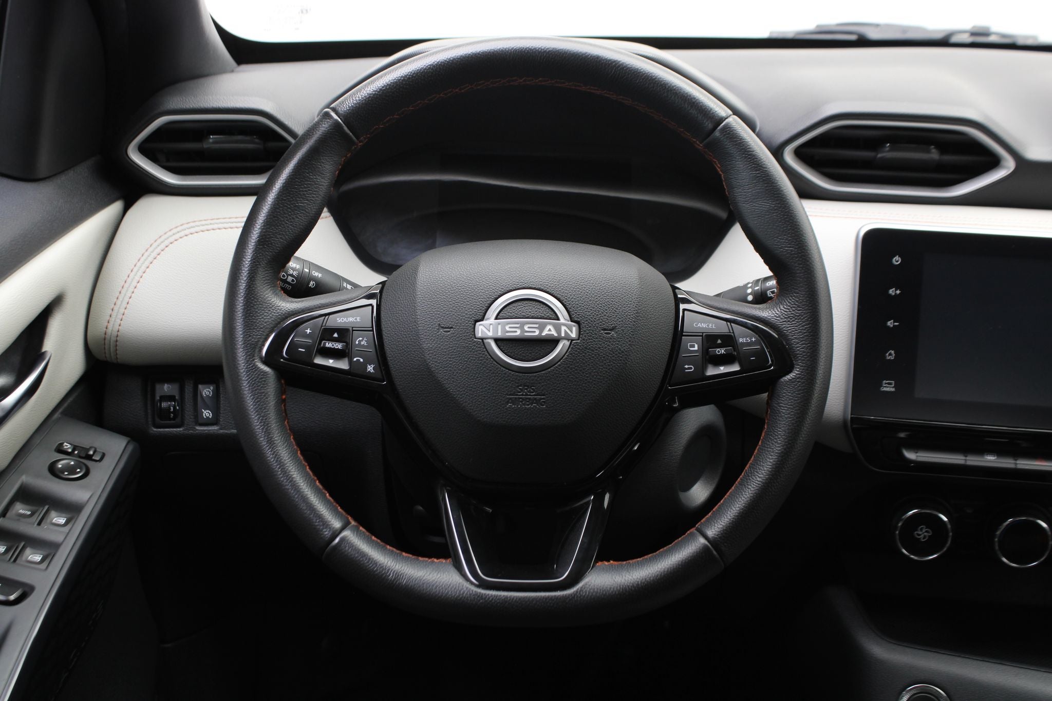 2025 Nissan Magnite 1.0 Exclusive At