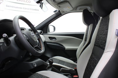 2025 Nissan Magnite 1.0 Exclusive Mt