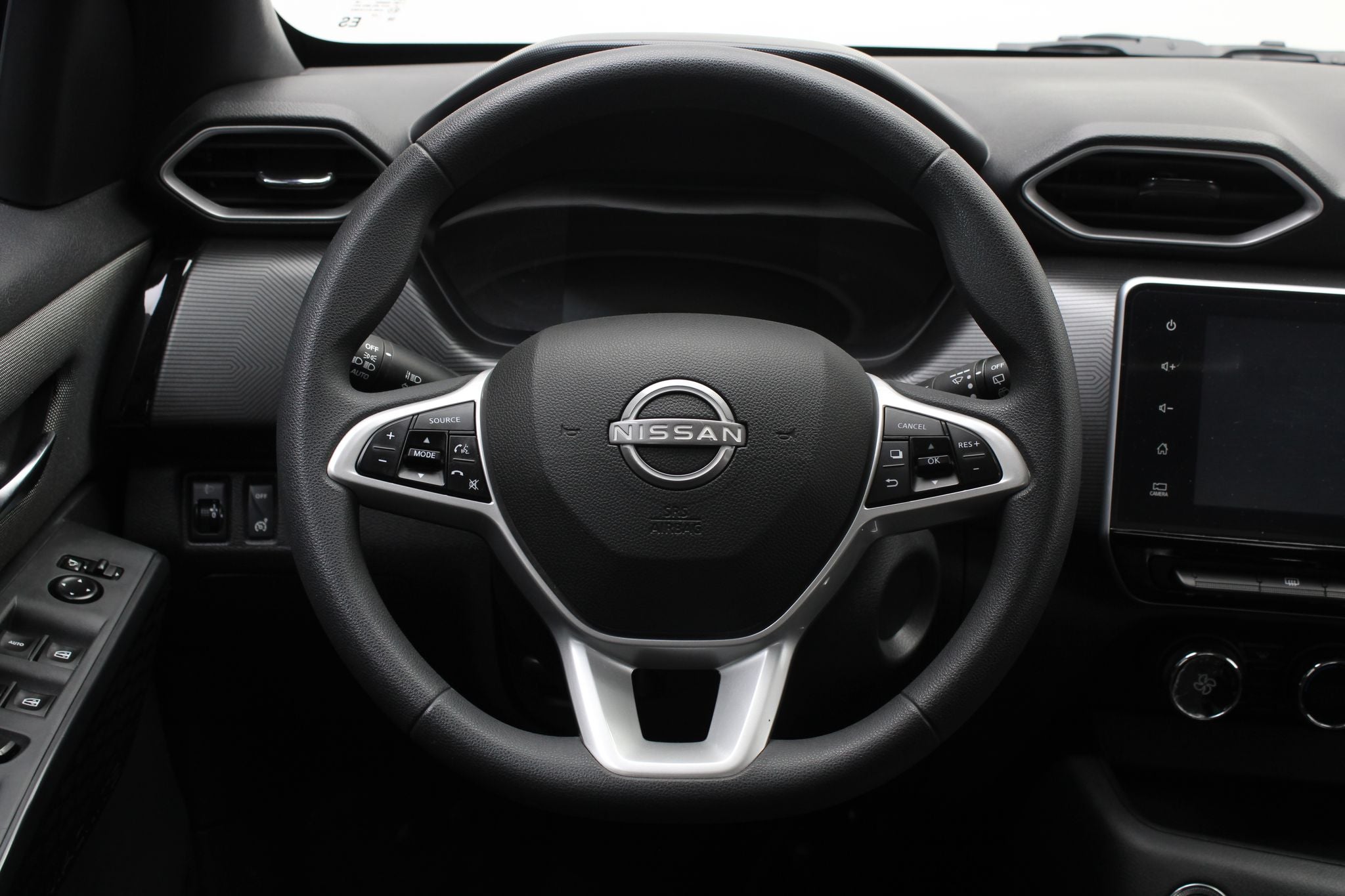 2025 Nissan Magnite 1.0 Advance At