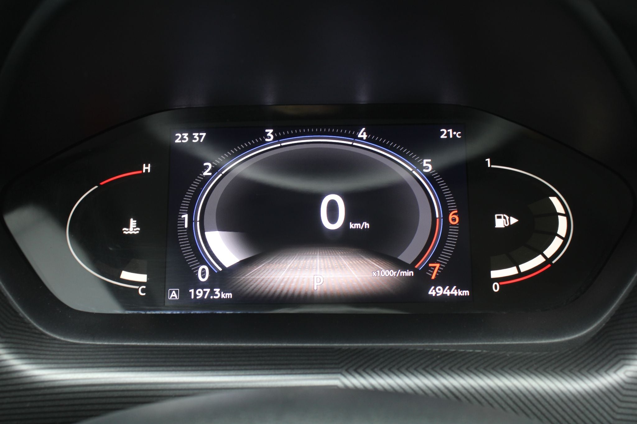2025 Nissan Magnite 1.0 Advance At