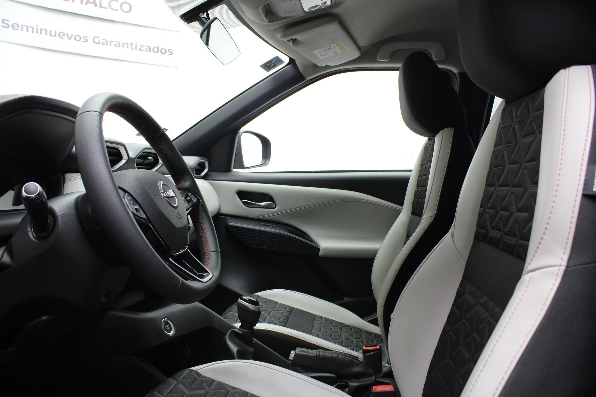 2025 Nissan Magnite 1.0 Exclusive Mt