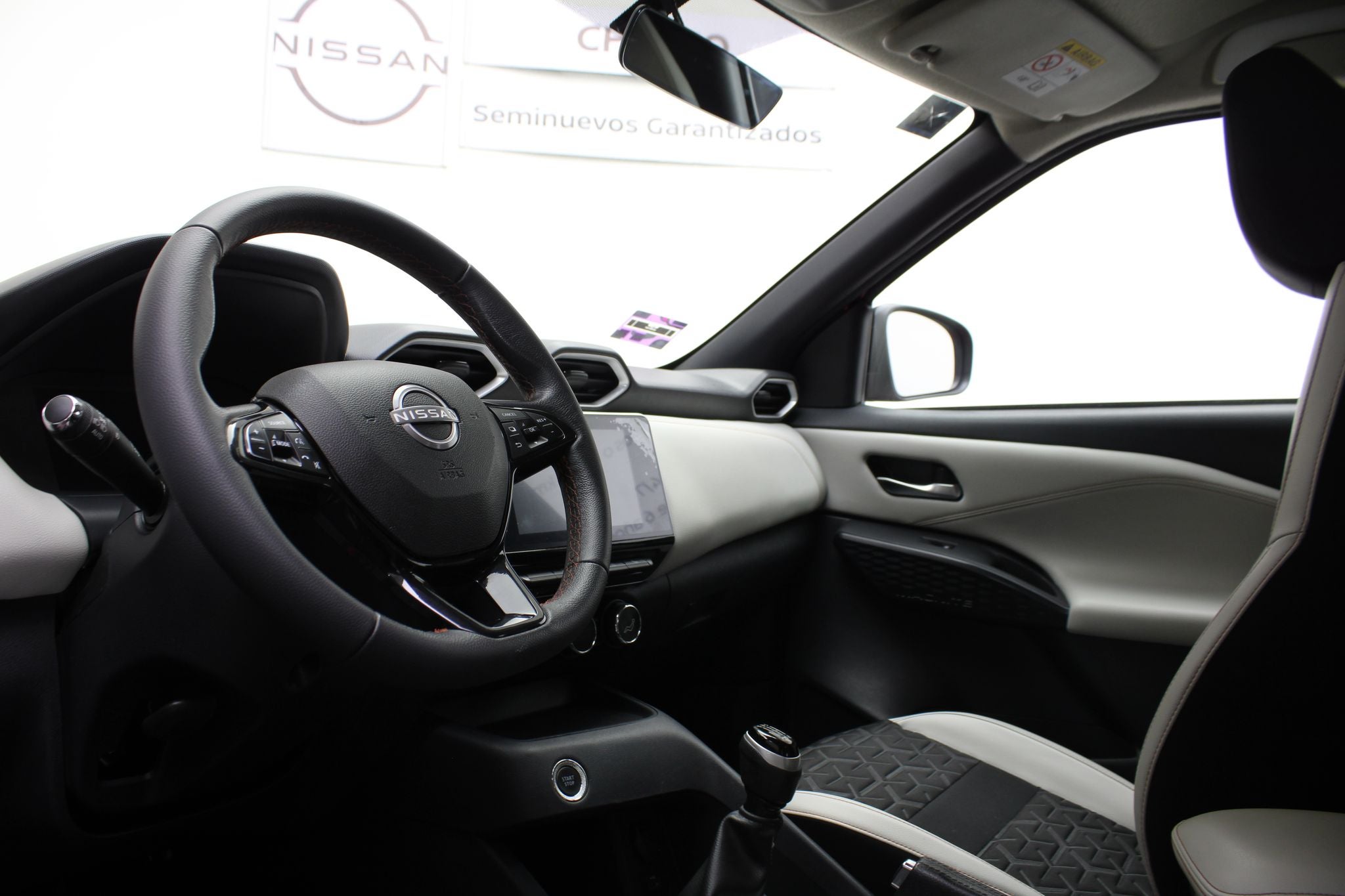 2025 Nissan Magnite 1.0 Exclusive Mt